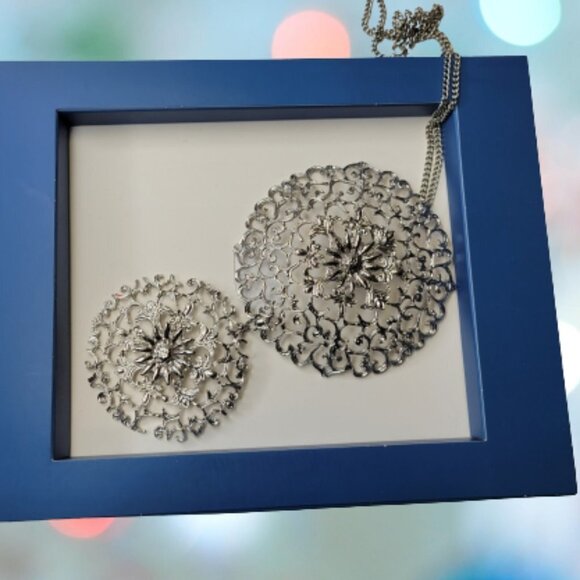 Silver Rhodium Filigree Pendant Necklace - Picture 2 of 12